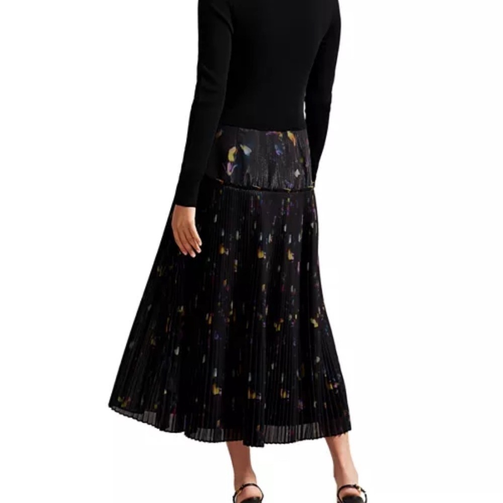 NWT Ted Baker
Miiriam Mixed Media Pleated Midi Dress - Picture 2 of 4
